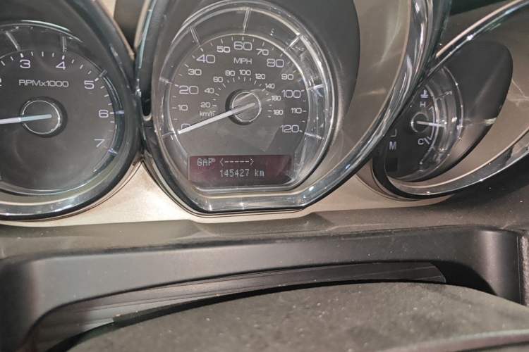 Used Lincoln MKT 2010 3.5T EcoBoost AWD Odometer Close Up