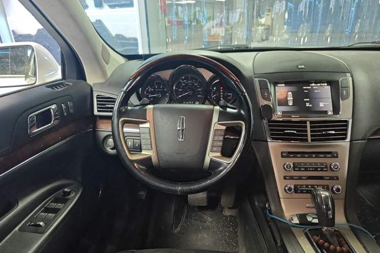 Used Lincoln MKT 2010 3.5T EcoBoost AWD Steering Wheel