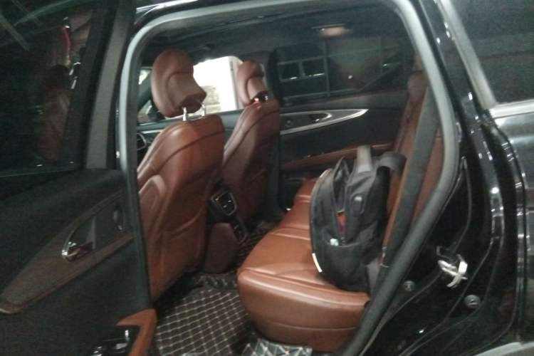 Used Lincoln MKX 2015 2.0T Four-Wheel Drive Luxury Edition Interior 4