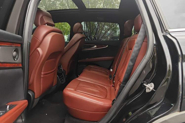 Used Lincoln MKX 2018 2.7T Four-Wheel Drive Prestige Edition Interior 4