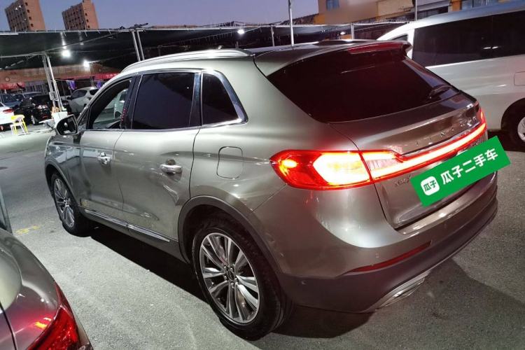 Used Lincoln MKX 2015 2.7T Four-Wheel Drive Prestige Edition Exterior 3
