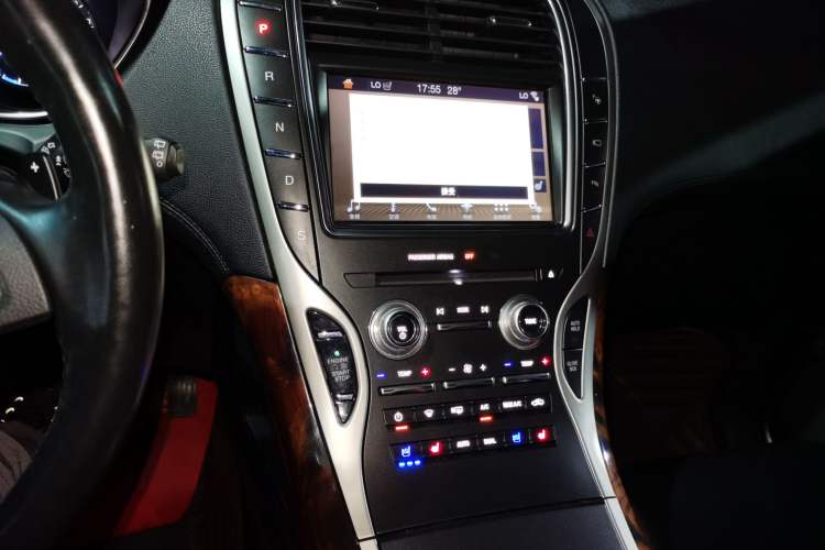Used Lincoln MKX 2015 2.7T Four-Wheel Drive Prestige Edition Gear Lever