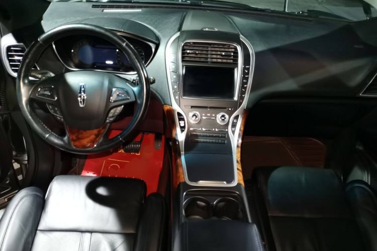 Used Lincoln MKX 2015 2.7T Four-Wheel Drive Prestige Edition Interior 2