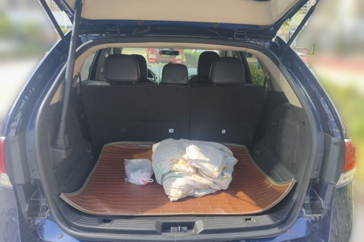 Used Lincoln MKX  Trunk