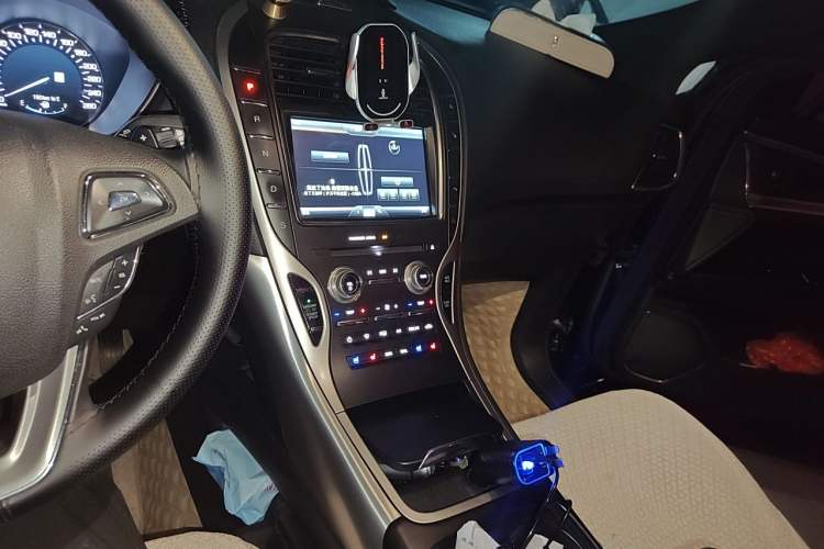 Used Lincoln MKX 2015 2.0T Four-Wheel Drive Luxury Edition Audio And AC Panel