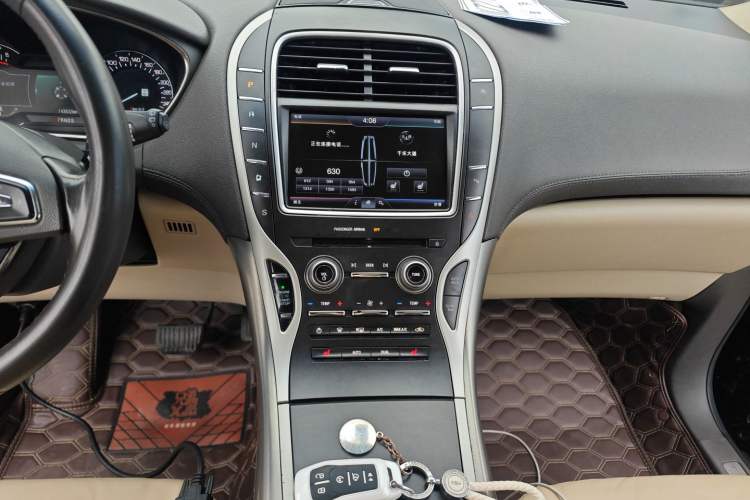 Used Lincoln MKX 2015 2.0T Two-Wheel Drive Deluxe Edition Audio And AC Panel