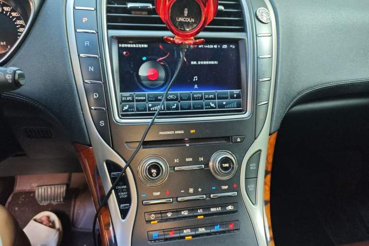 Used Lincoln MKX 2015 2.7T Four-Wheel Drive Prestige Edition Audio And AC Panel