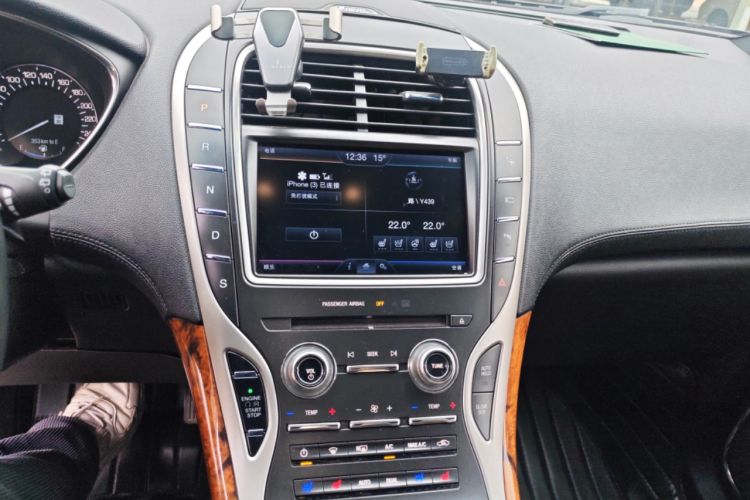 Used Lincoln MKX 2015 2.7T Four-Wheel Drive Prestige Edition Audio And AC Panel