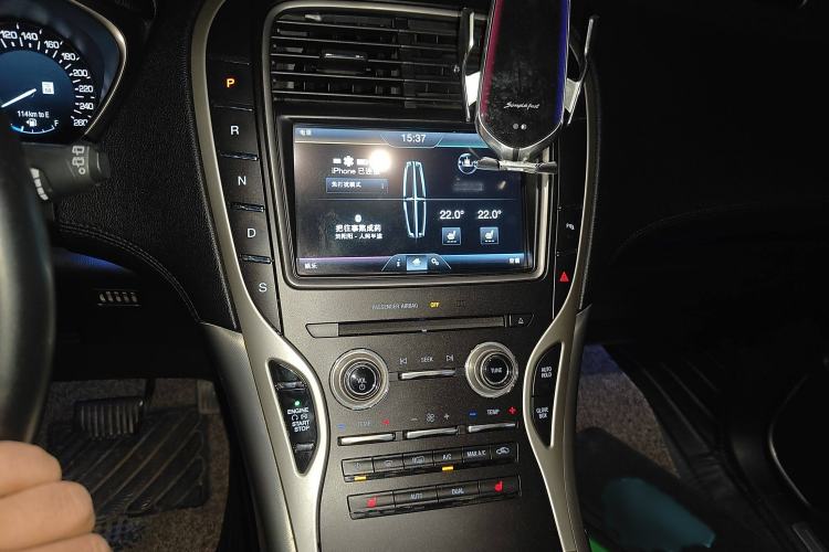 Used Lincoln MKX 2015 2.0T Two-Wheel Drive Deluxe Edition Audio And AC Panel