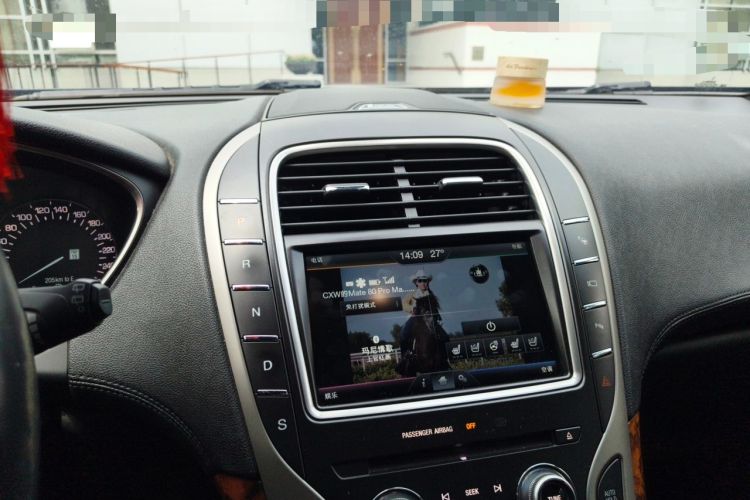 Used Lincoln MKX 2015 2.7T Four-Wheel Drive Prestige Edition Audio And AC Panel
