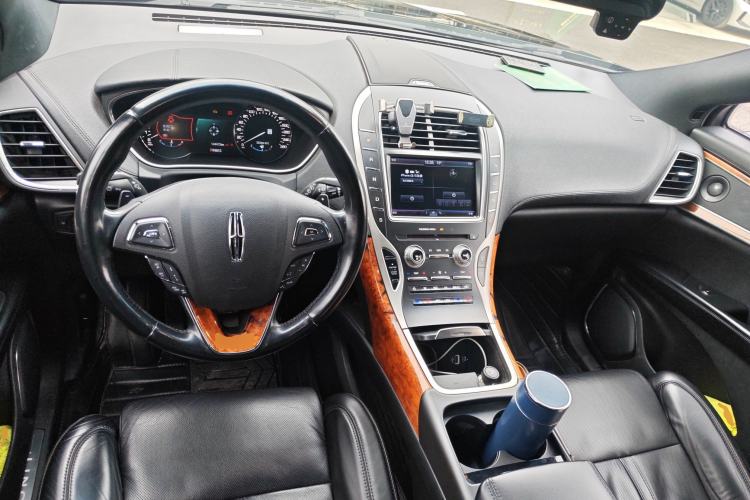Used Lincoln MKX 2015 2.7T Four-Wheel Drive Prestige Edition Center Console