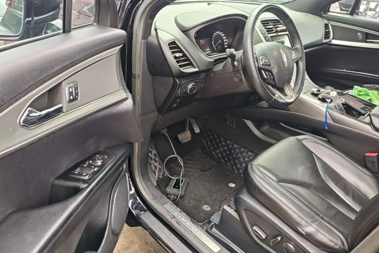 Used Lincoln MKX 2015 2.0T Two-Wheel Drive Deluxe Edition Driver Seat