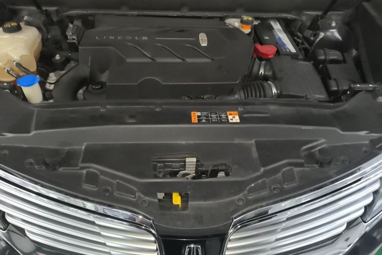 Used Lincoln MKX 2015 2.7T Four-Wheel Drive Prestige Edition Engine Bay