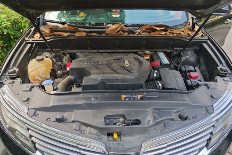 Used Lincoln MKX 2015 2.7T Four-Wheel Drive Prestige Edition Engine Bay
