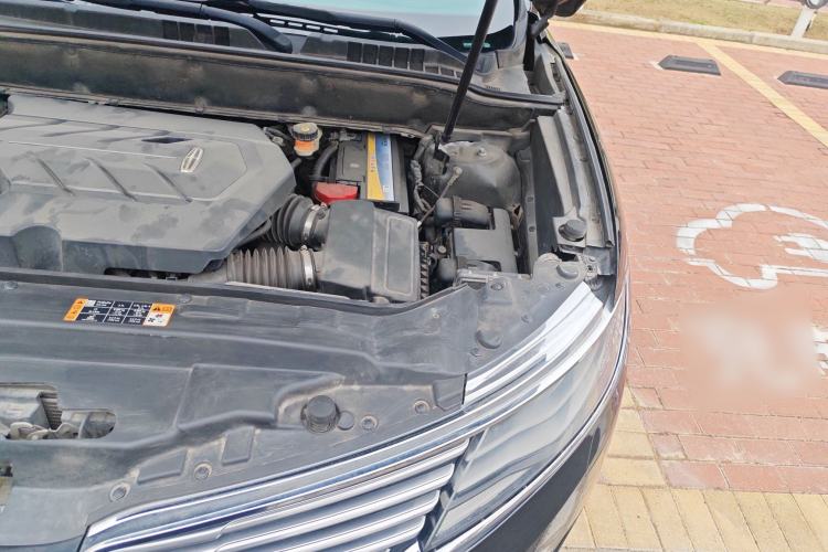 Used Lincoln MKX 2015 2.7T Four-Wheel Drive Prestige Edition Engine Bay Left