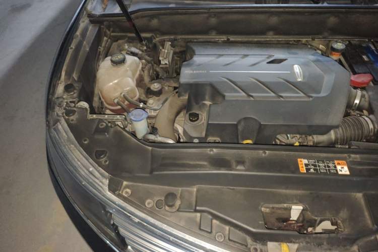 Used Lincoln MKX 2015 2.7T Four-Wheel Drive Prestige Edition Engine Bay Right