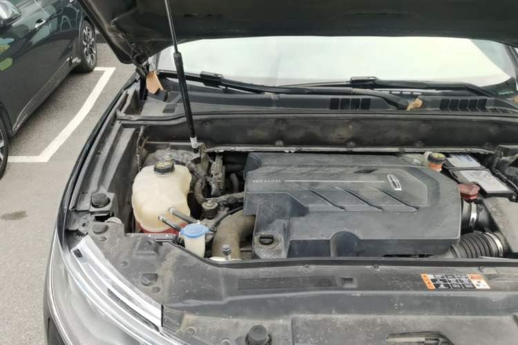 Used Lincoln MKX 2015 2.7T Four-Wheel Drive Prestige Edition Engine Bay Right