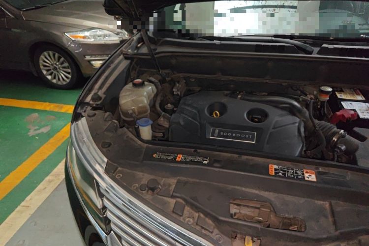 Used Lincoln MKX 2015 2.0T Four-Wheel Drive Luxury Edition Engine Bay Right