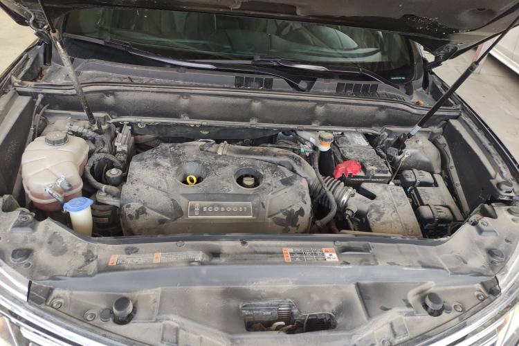 Used Lincoln MKX 2015 2.0T Two-Wheel Drive Deluxe Edition Engine Bay