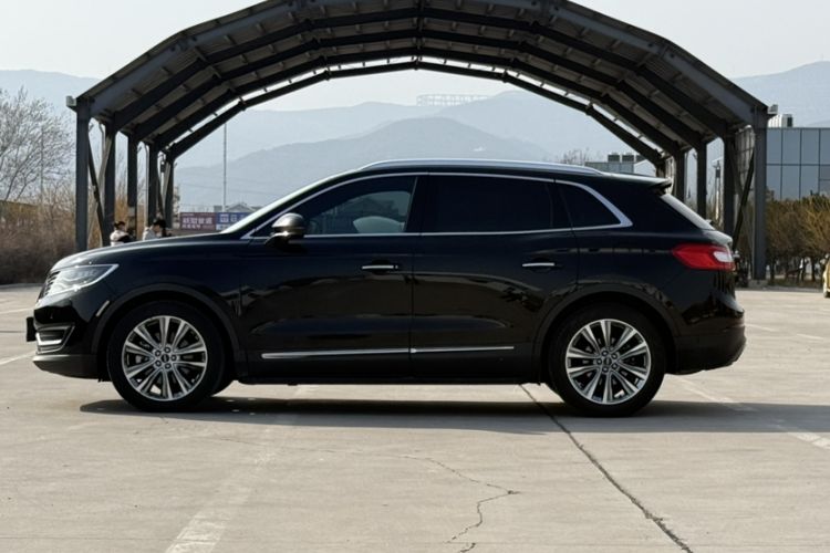 Used Lincoln MKX 2015 2.7T Four-Wheel Drive Prestige Edition Exterior 3