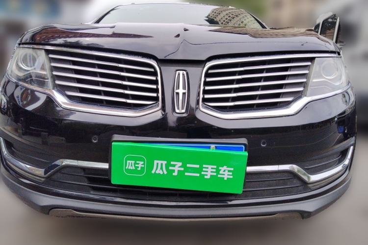 Used Lincoln MKX 2015 2.0T Two-Wheel Drive Deluxe Edition Front