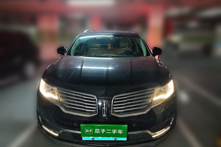 Used Lincoln MKX 2015 2.0T Two-Wheel Drive Deluxe Edition Front
