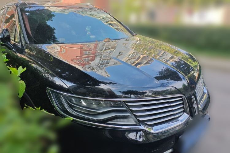 Used Lincoln MKX 2015 2.7T Four-Wheel Drive Prestige Edition Front Right 45 Deg