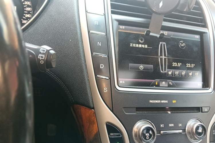 Used Lincoln MKX 2015 2.7T Four-Wheel Drive Prestige Edition Gear Lever