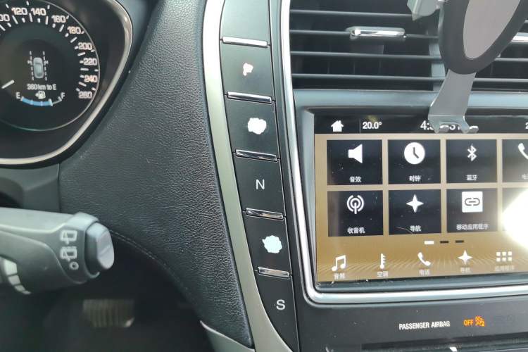 Used Lincoln MKX 2015 2.0T Four-Wheel Drive Luxury Edition Gear Lever