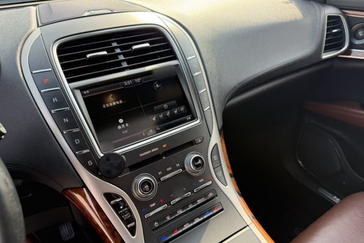 Used Lincoln MKX 2015 2.7T Four-Wheel Drive Prestige Edition Interior 13