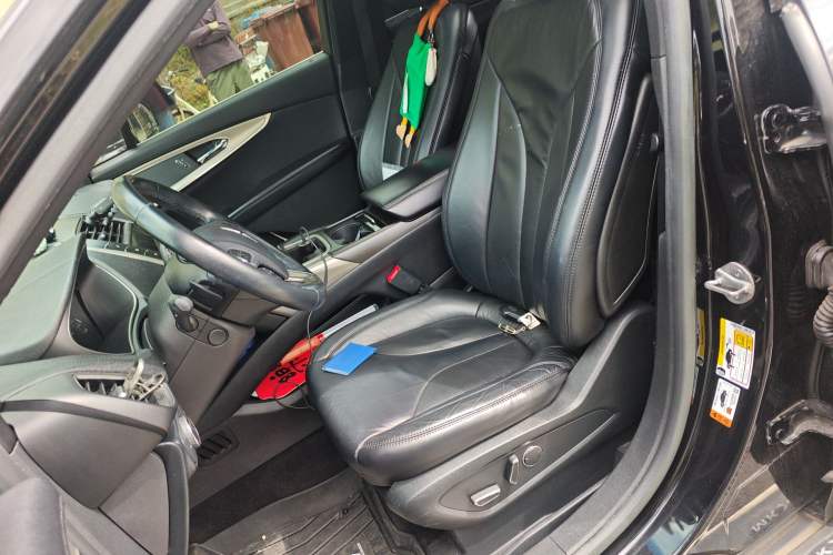 Used Lincoln MKX 2015 2.0T Two-Wheel Drive Deluxe Edition Left Front Seat