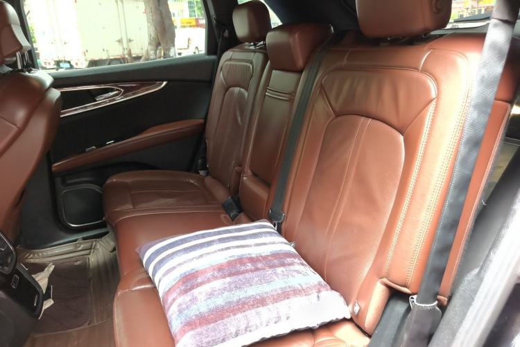 Used Lincoln MKX 2015 2.7T Four-Wheel Drive Prestige Edition Left Rear Seat