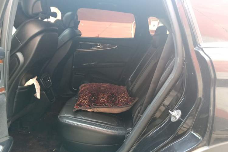 Used Lincoln MKX 2015 2.7T Four-Wheel Drive Prestige Edition Left Rear Seat