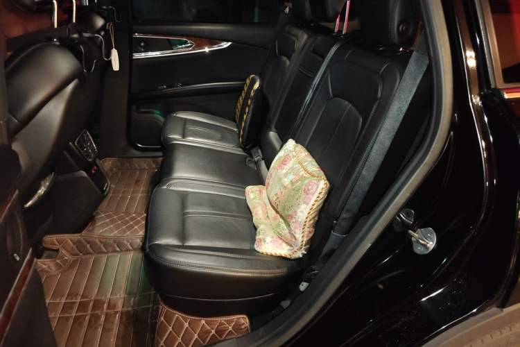 Used Lincoln MKX 2015 2.7T Four-Wheel Drive Prestige Edition Left Rear Seat