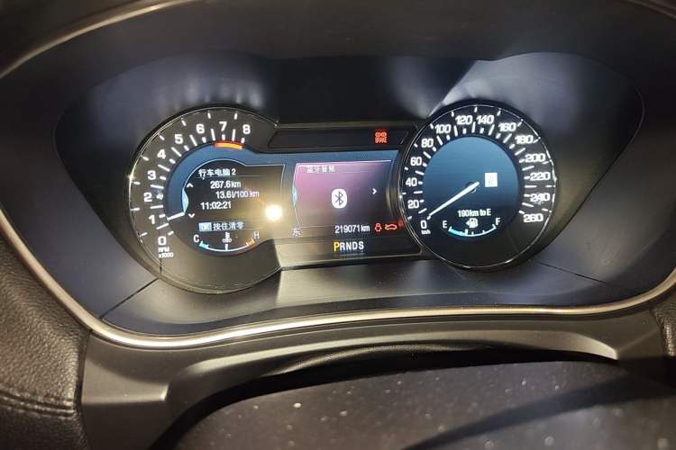 Used Lincoln MKX 2015 2.0T Four-Wheel Drive Luxury Edition Odometer Close Up