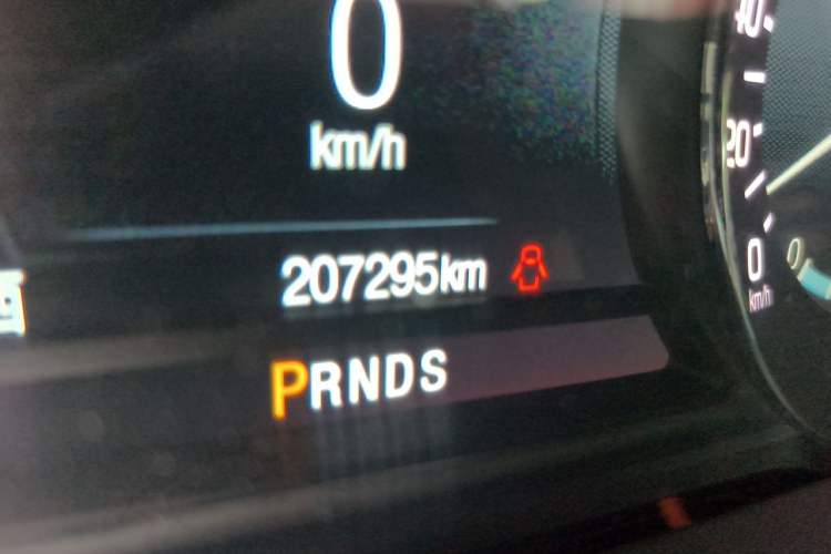 Used Lincoln MKX 2015 2.7T Four-Wheel Drive Prestige Edition Odometer Close Up
