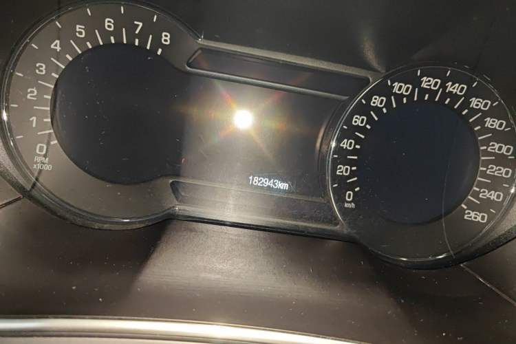 Used Lincoln MKX 2015 2.0T Four-Wheel Drive Luxury Edition Odometer Close Up