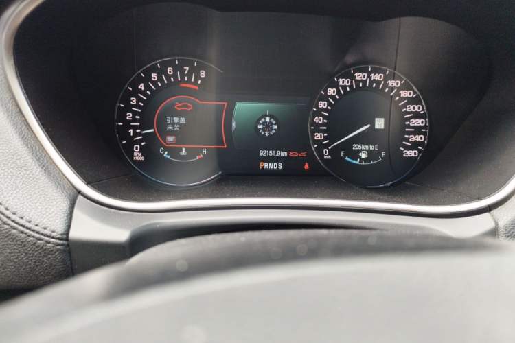 Used Lincoln MKX 2015 2.7T Four-Wheel Drive Prestige Edition Odometer Close Up