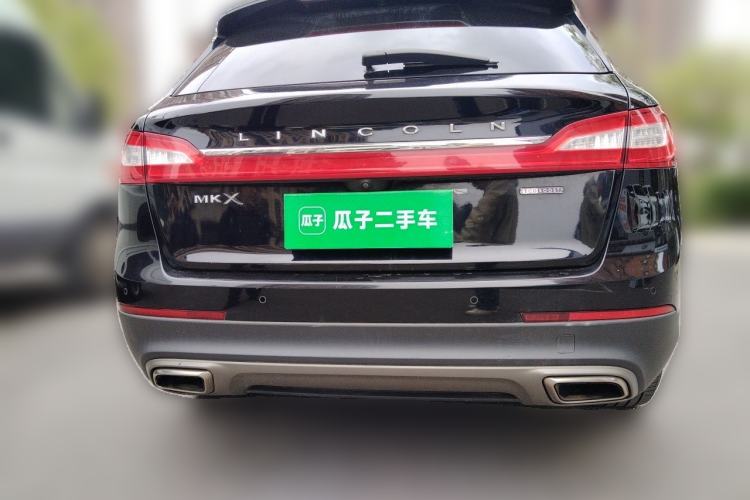 Used Lincoln MKX 2015 2.0T Two-Wheel Drive Deluxe Edition Rear
