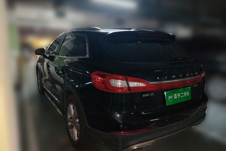 Used Lincoln MKX 2015 2.0T Two-Wheel Drive Deluxe Edition Rear Left 45 Deg