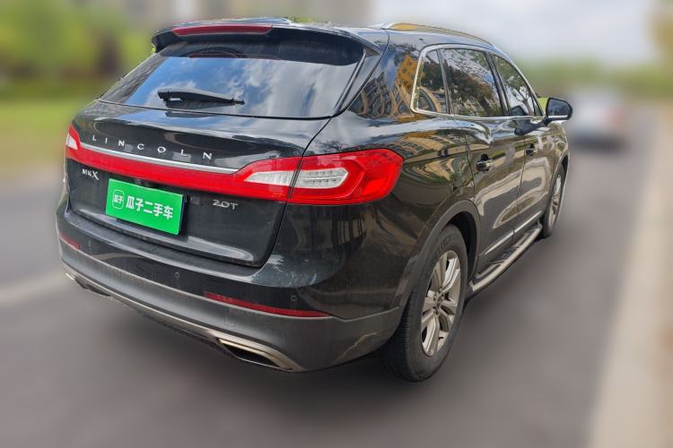 Used Lincoln MKX 2015 2.0T Two-Wheel Drive Deluxe Edition Rear Right 45 Deg
