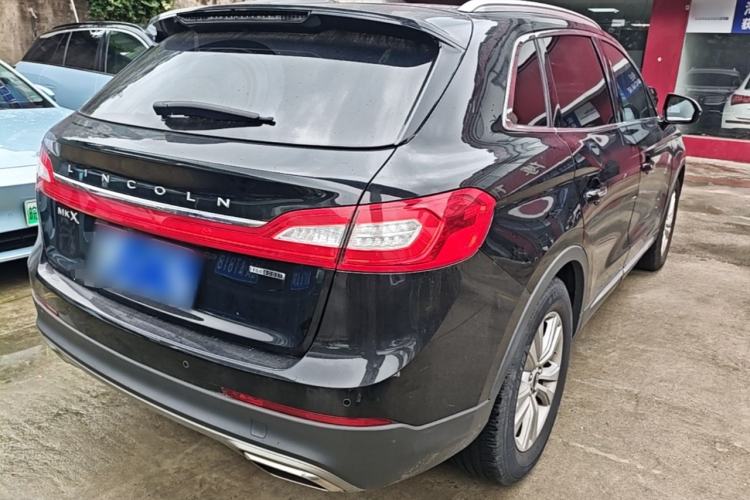 Used Lincoln MKX 2015 2.0T Two-Wheel Drive Deluxe Edition Rear Right 45 Deg