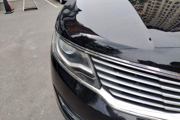 Used Lincoln MKX 2015 2.0T Two-Wheel Drive Deluxe Edition Right Front Headlight
