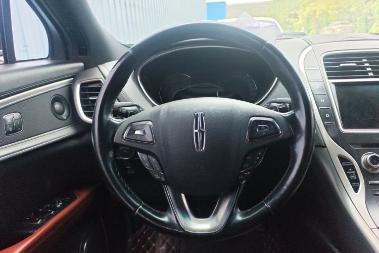 Used Lincoln MKX 2015 2.0T Four-Wheel Drive Luxury Edition Steering Wheel