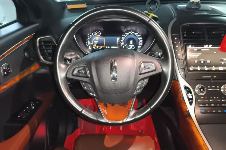 Used Lincoln MKX 2015 2.7T Four-Wheel Drive Prestige Edition Steering Wheel