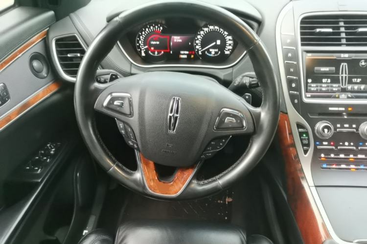Used Lincoln MKX 2015 2.7T Four-Wheel Drive Prestige Edition Steering Wheel