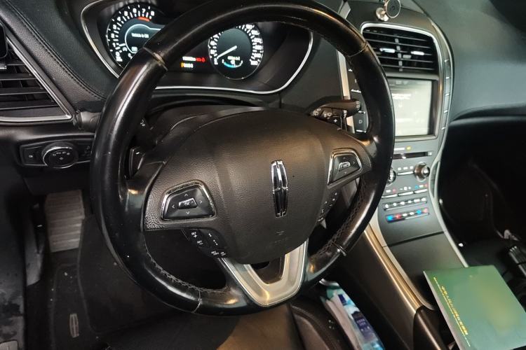 Used Lincoln MKX 2015 2.0T Four-Wheel Drive Luxury Edition Steering Wheel