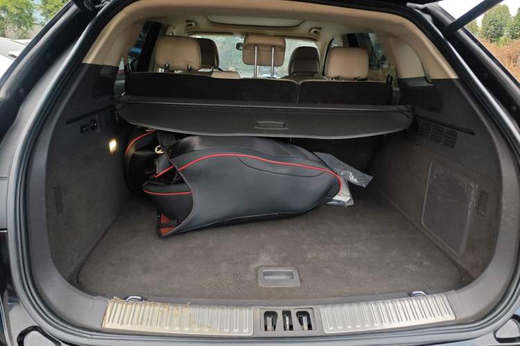 Used Lincoln MKX 2015 2.0T Two-Wheel Drive Deluxe Edition Trunk
