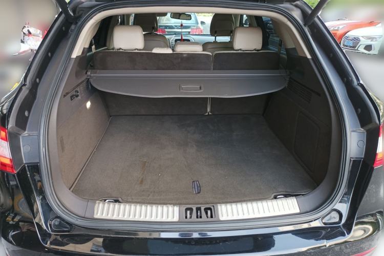 Used Lincoln MKX 2015 2.0T Two-Wheel Drive Deluxe Edition Trunk