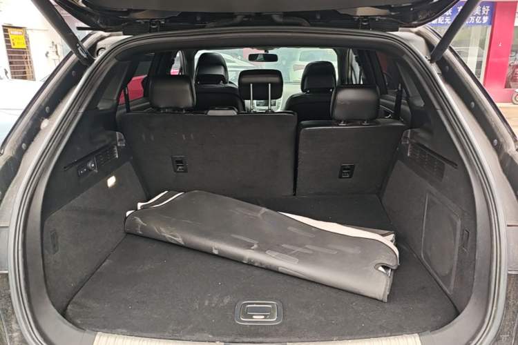 Used Lincoln MKX 2015 2.0T Two-Wheel Drive Deluxe Edition Trunk